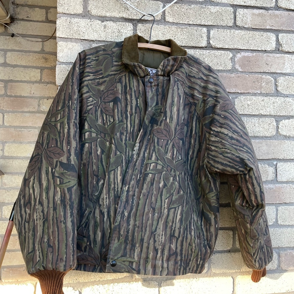 Walls camo Hunting jacket, Realtree print exterior, “Blizzard Pruf”